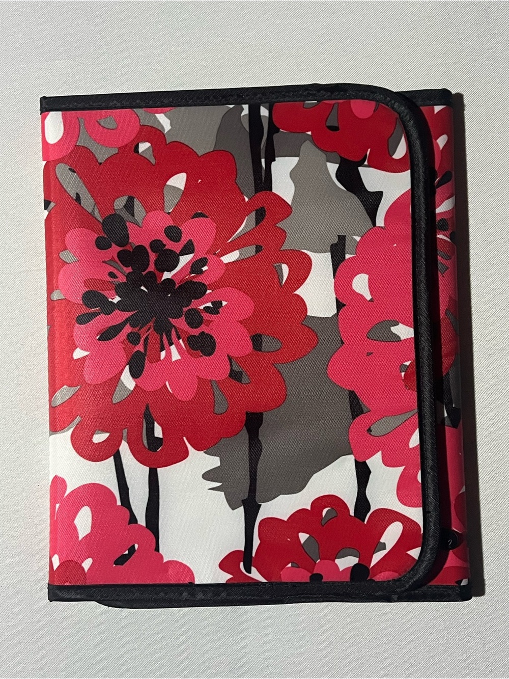 Thirty-One Poppy Parade Floral Red and Pink Zip TriFold Organizer Portfolio